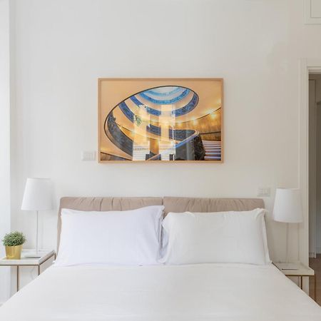Iflat Vatican 2 Bedroom Design Apartment Rome Bagian luar foto