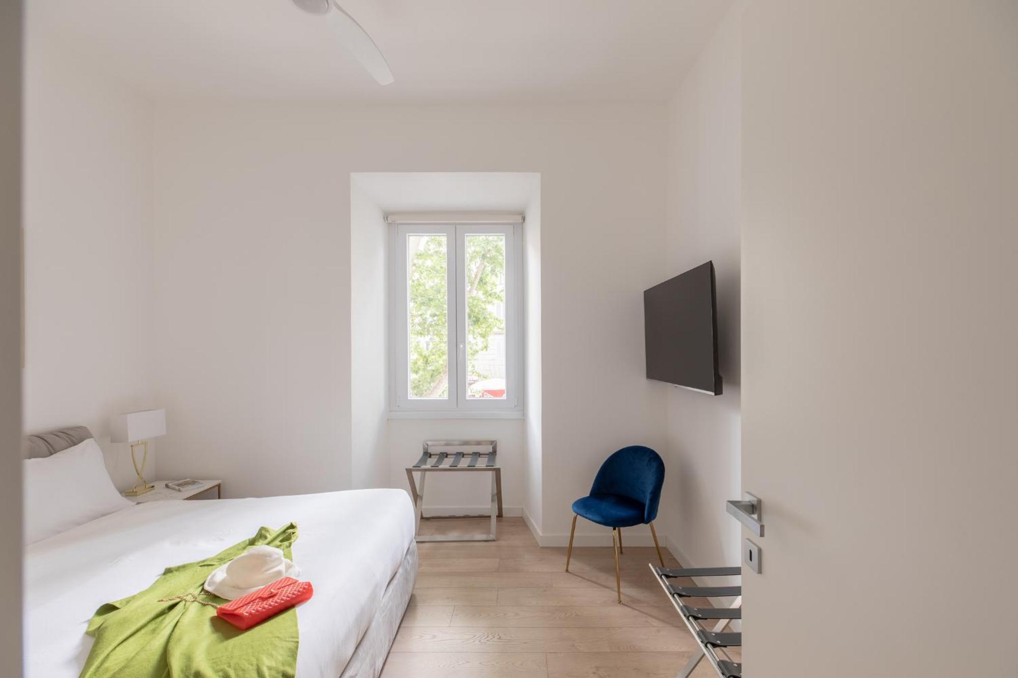 Iflat Vatican 2 Bedroom Design Apartment Rome Bagian luar foto